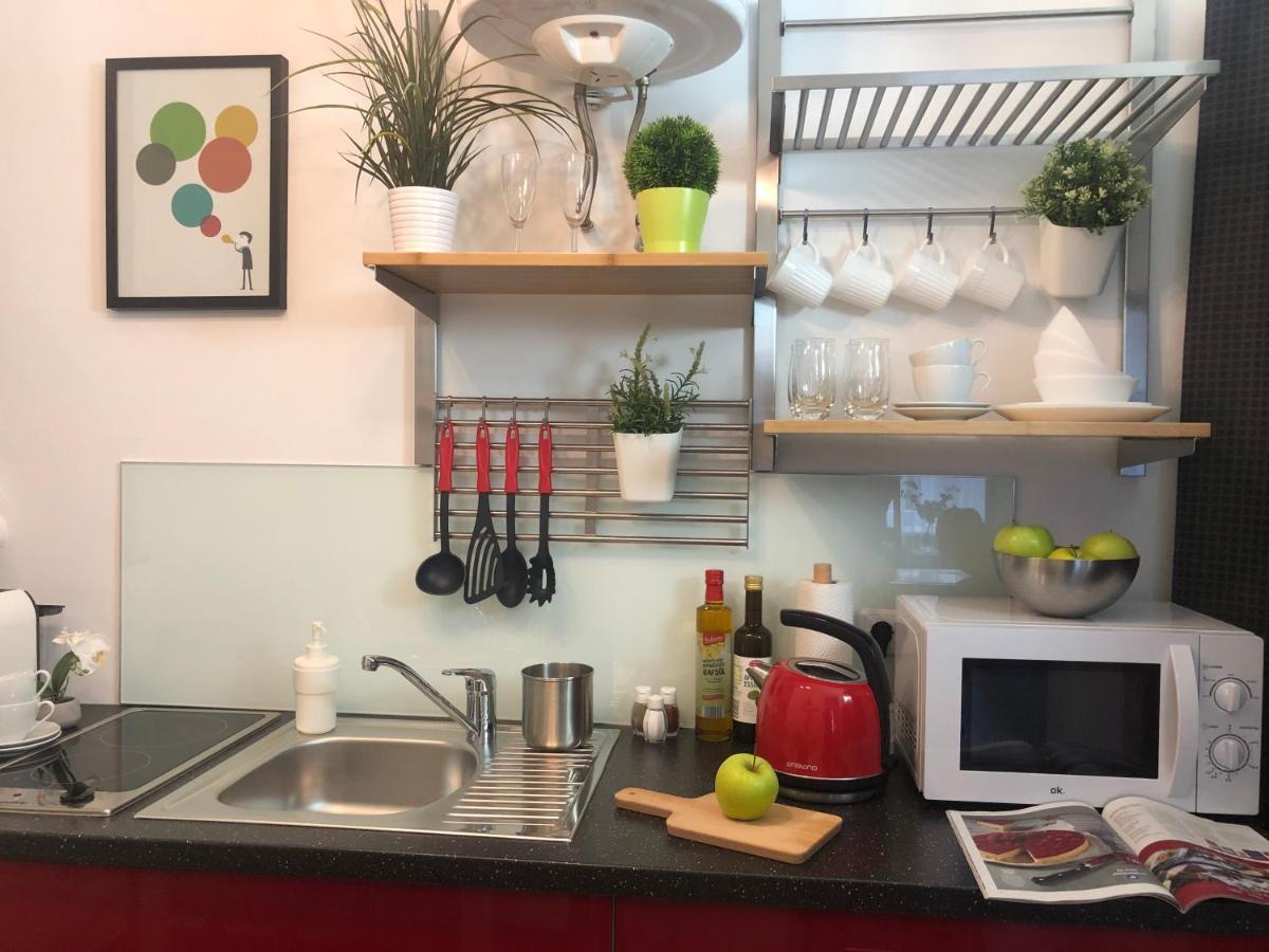 Appartamento Be my guest near metro station! Vienna Esterno foto